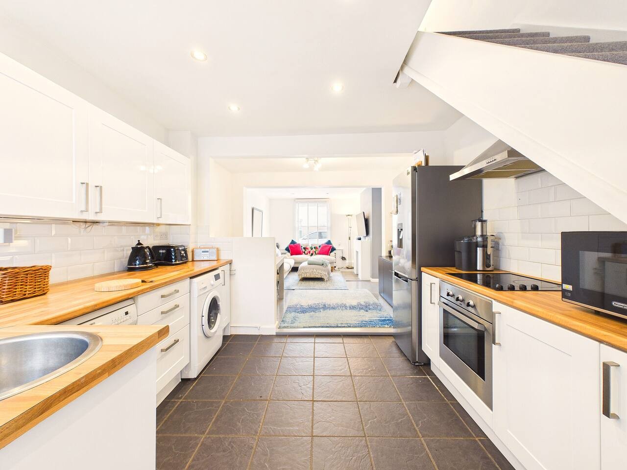 14 Duke Street in 14 Duke Street - Property image 5 - VivreStays