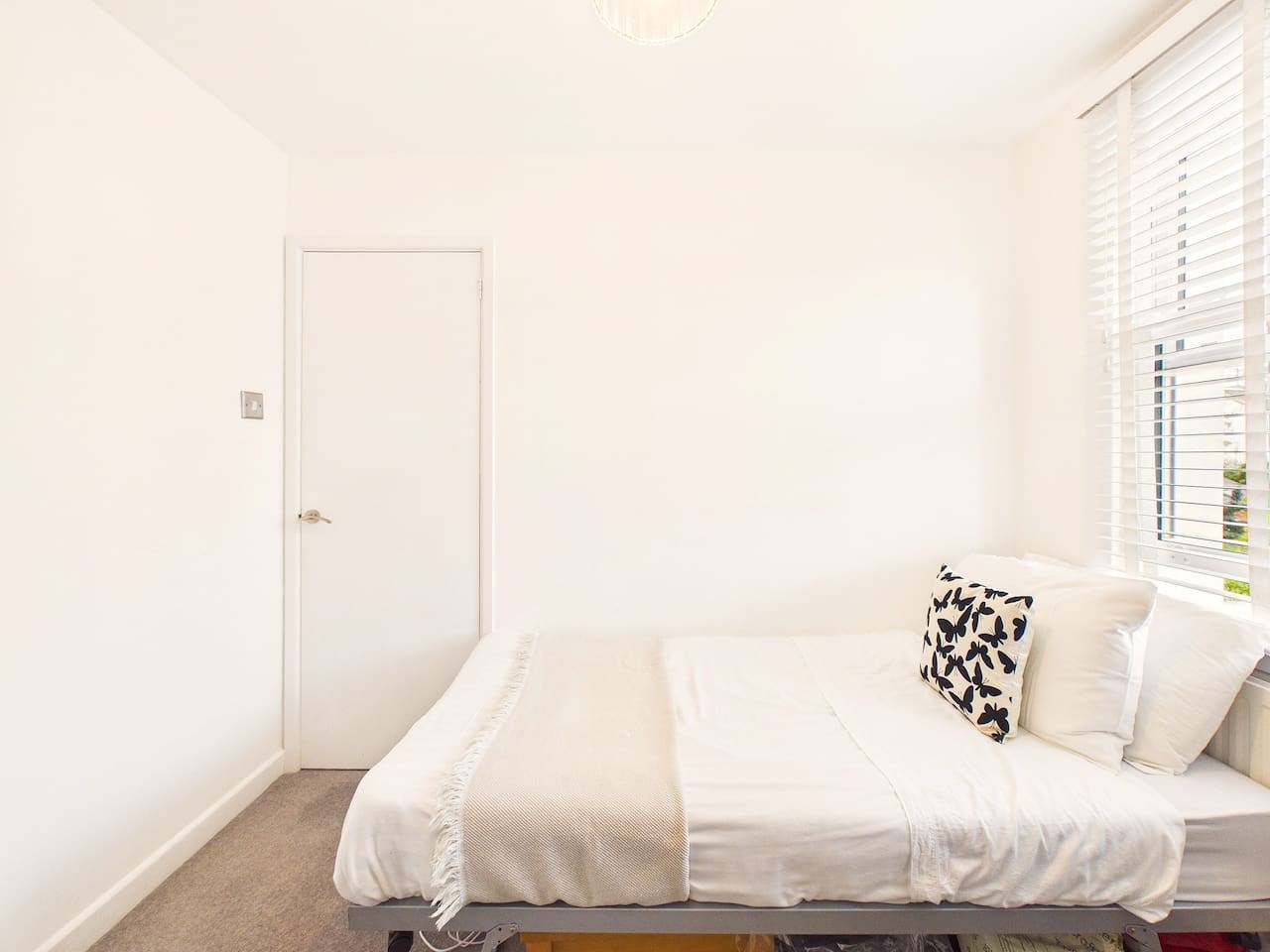 14 Duke Street in 14 Duke Street - Property image 17 - VivreStays