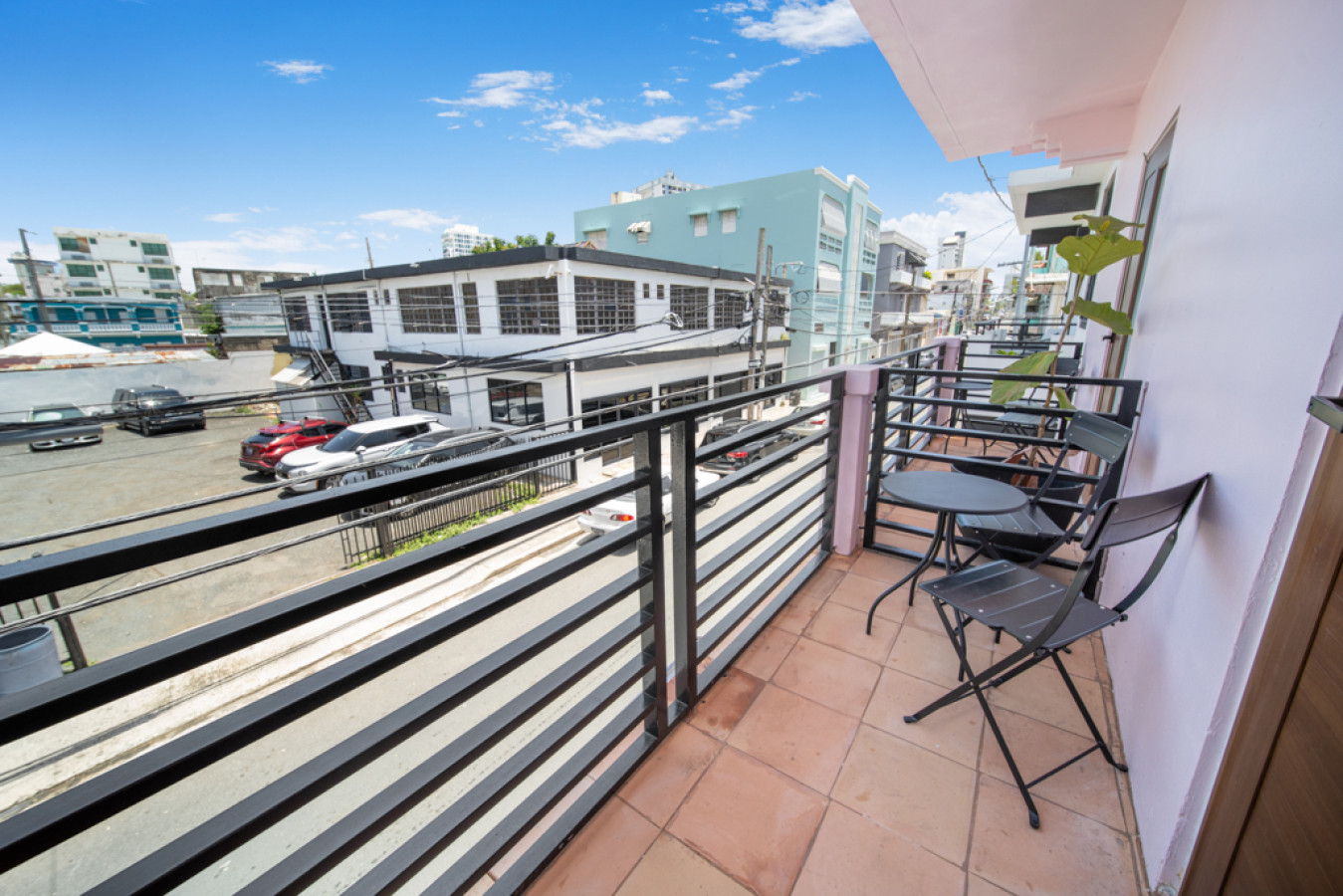 Sunlit Balcony Stay at Hotel Luz, photo 7