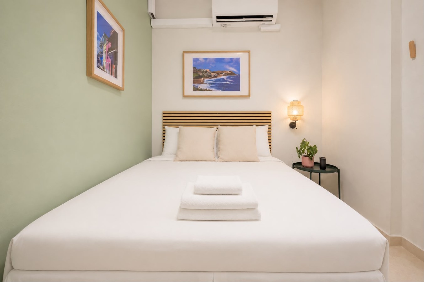 Sleek & Serene Stay at Hotel Luz, photo 3