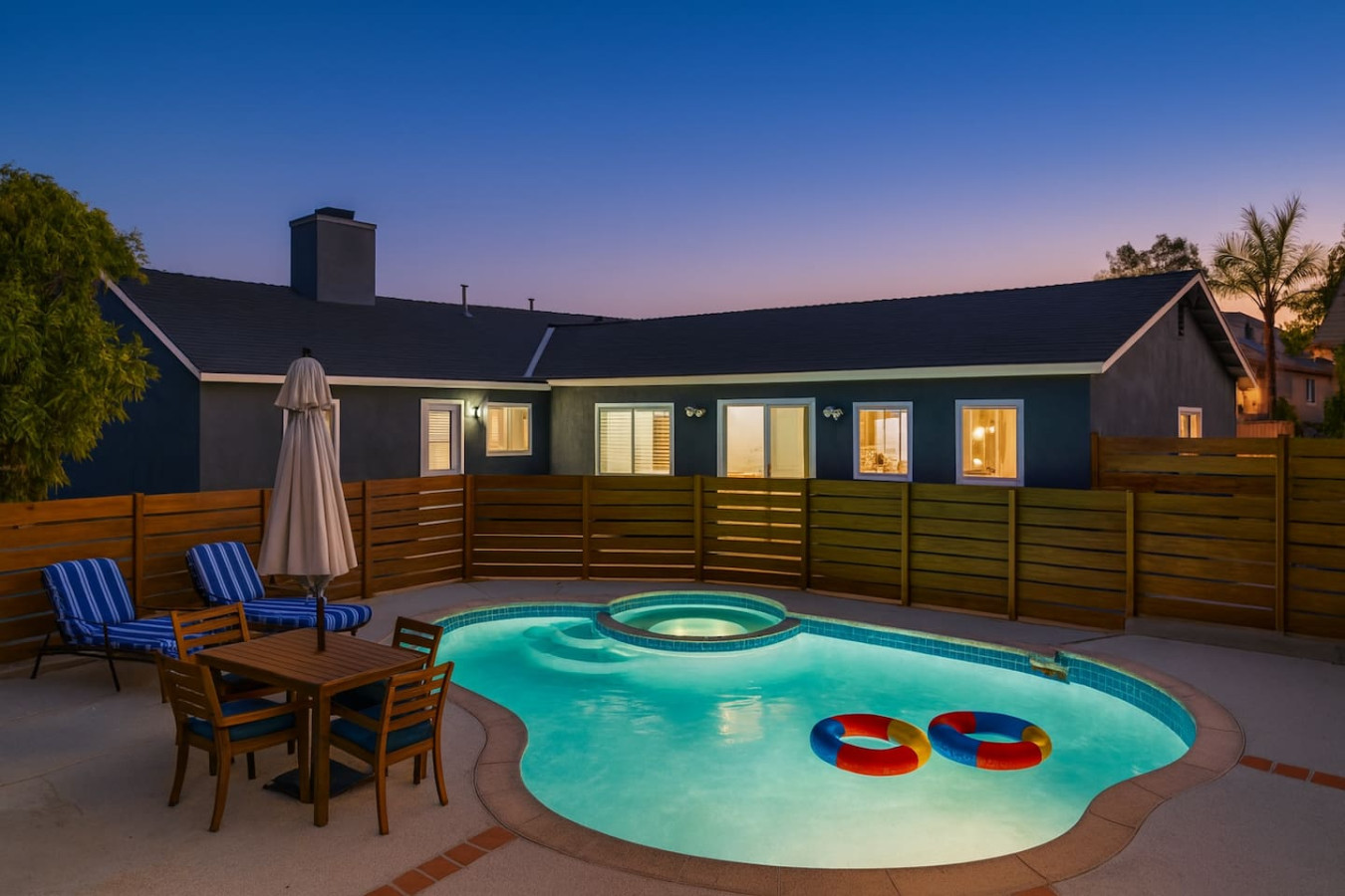 Charming Escape With Resort-style Pool And Spa - Delightful Sanctuary - Coronado, CA