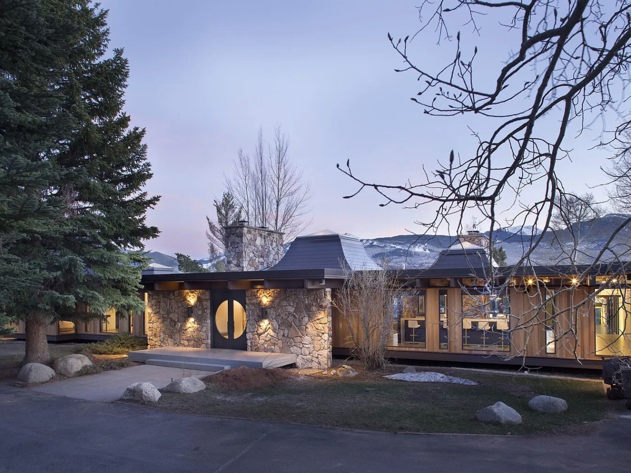 $10 Million Aspen Estate 180 – degree views of Aspen Mountain