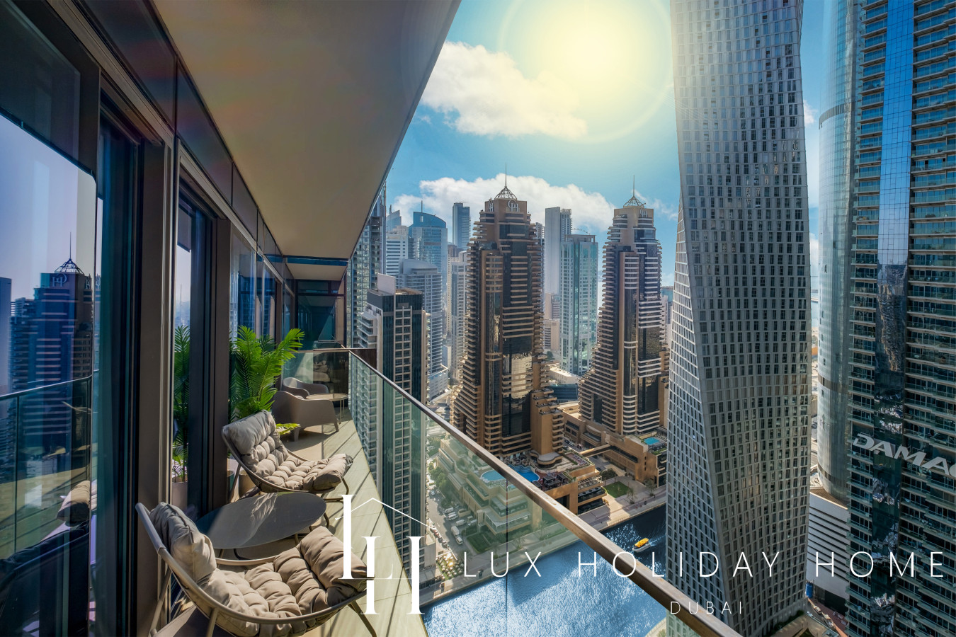 3905 Marina Gate Logo.jpg