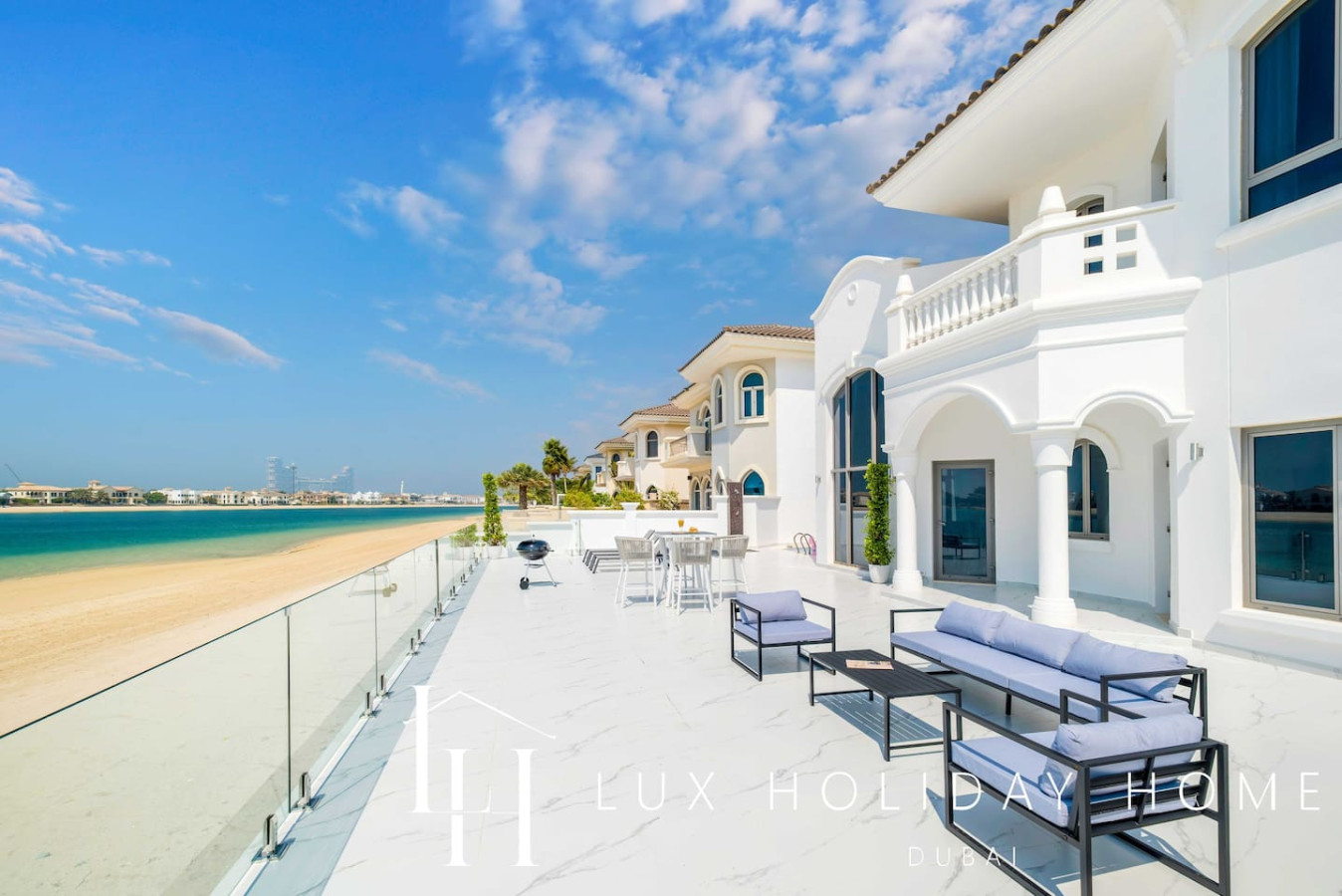 Backyard / Beach access