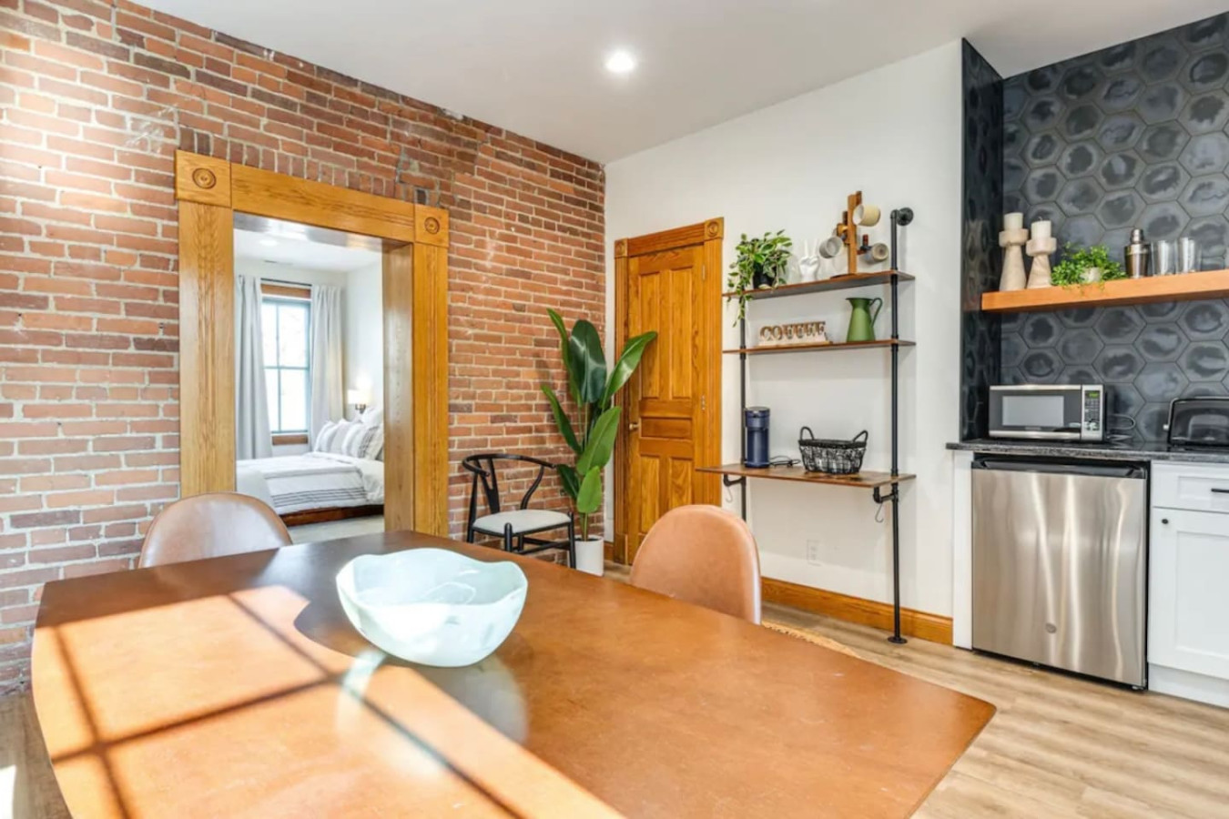 Spacious Yard And Free Parking - Charming Historic Retreat - Indianapolis