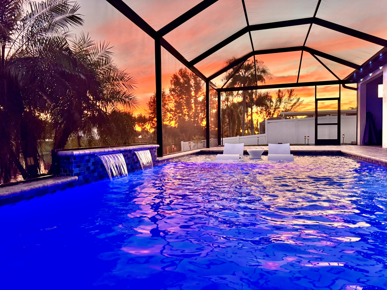 Joy Pool|Kayaks|Outdoor Kitchen|Spa Master Bedroom