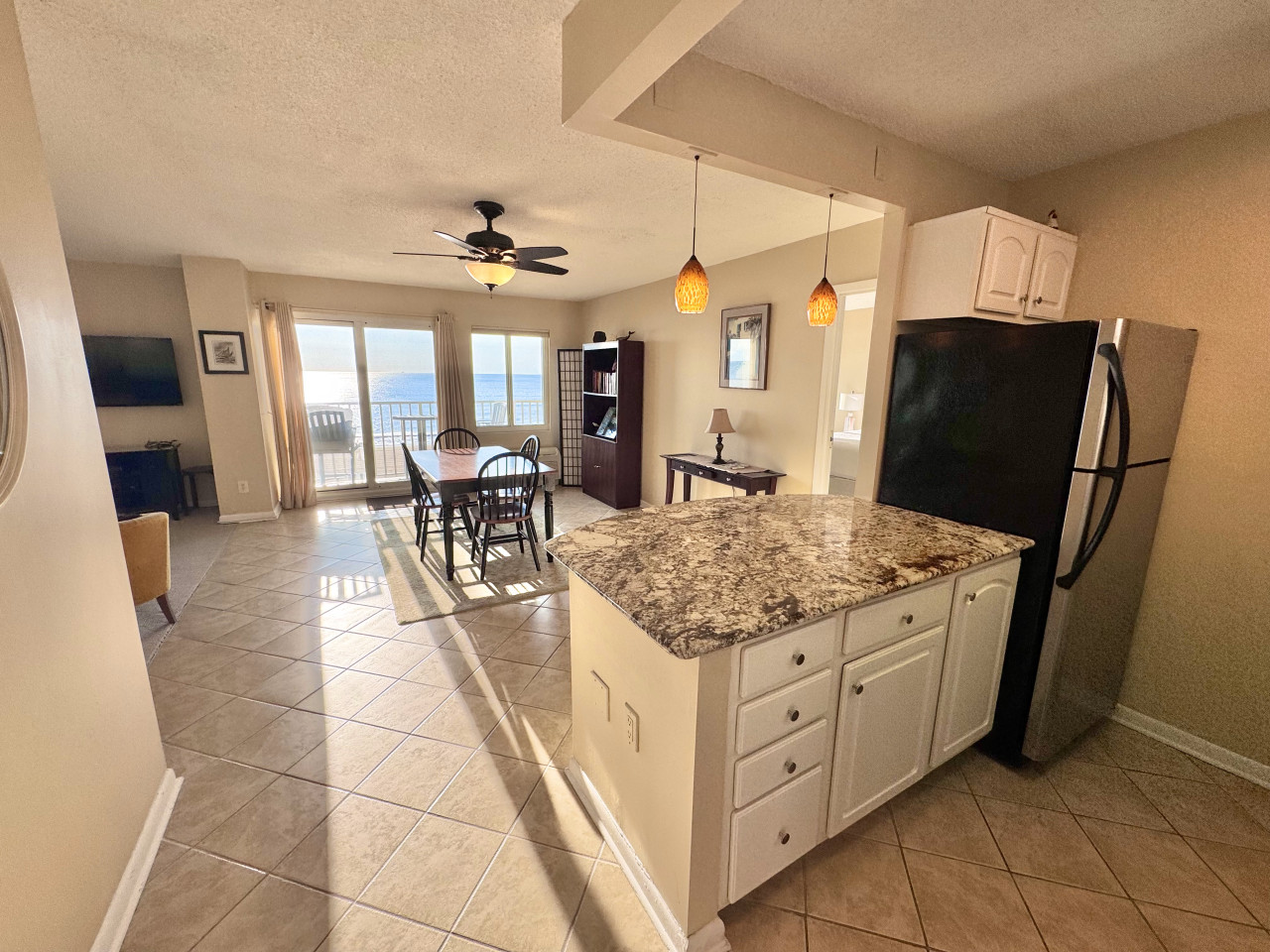 Grand Oceanfront Living! Views! 1 Bedroom 2bth-506