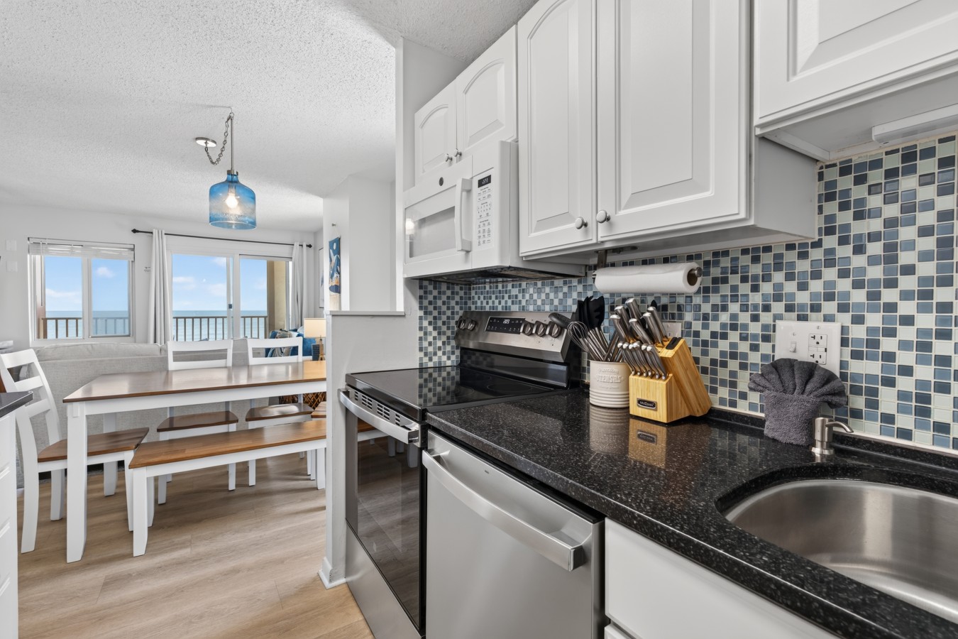 16-print-303-atlantic-ave-407.jpg