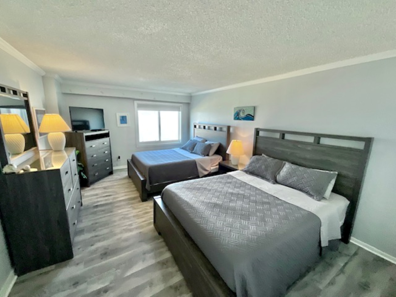 Beautifully Renovated Oceanfront Getaway-Unit 505