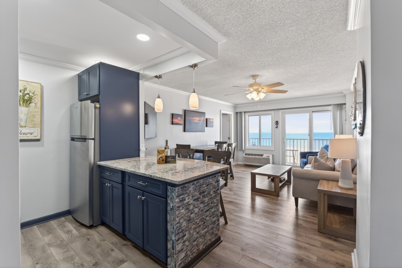 Beachwalk Modern Condo Overlooking Ocean Sunshine! 505