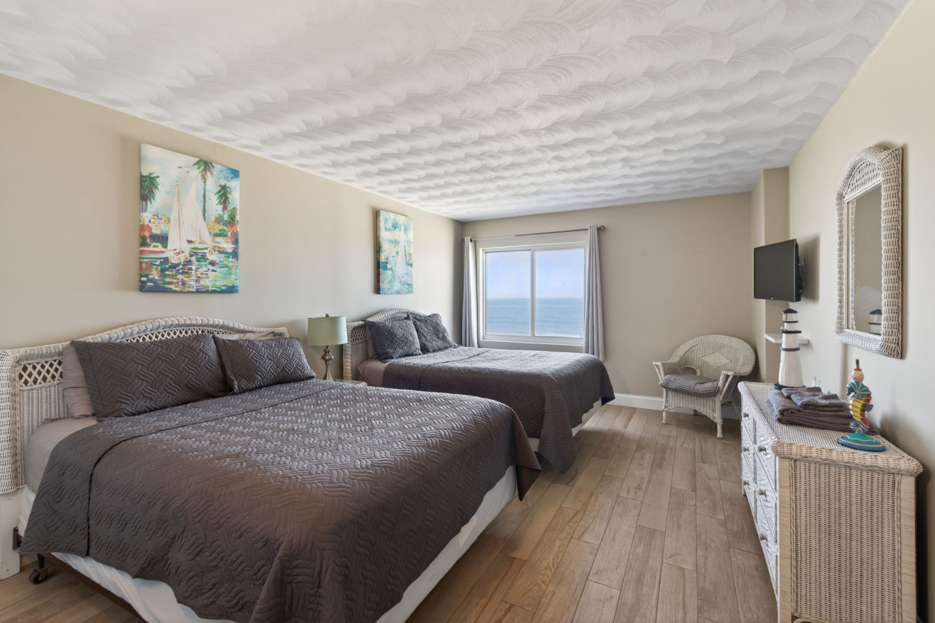 17-web-or-mls-303-atlantic-ave-706.jpeg