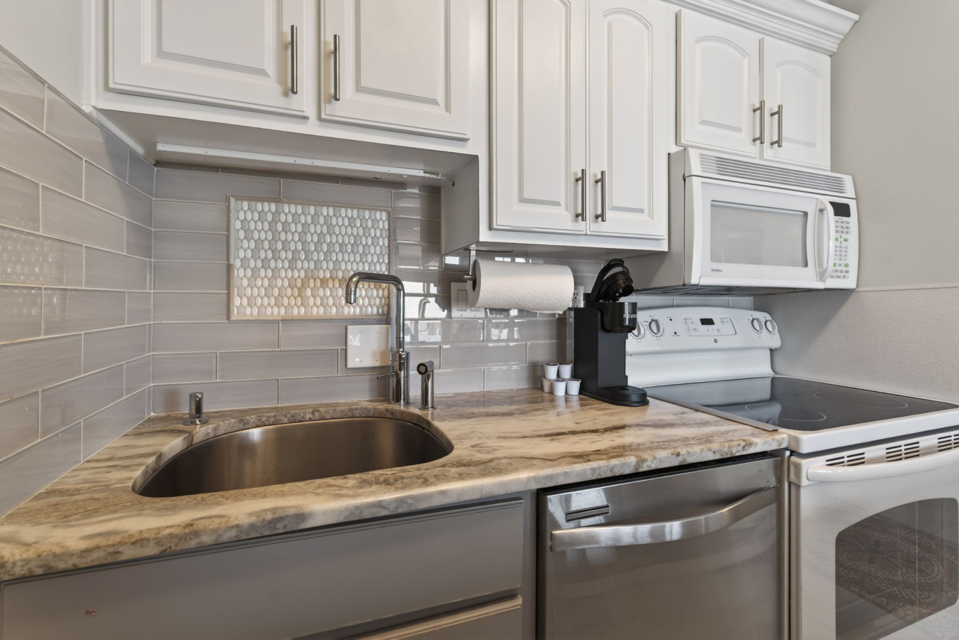 7-web-or-mls-303-atlantic-ave-706.jpg