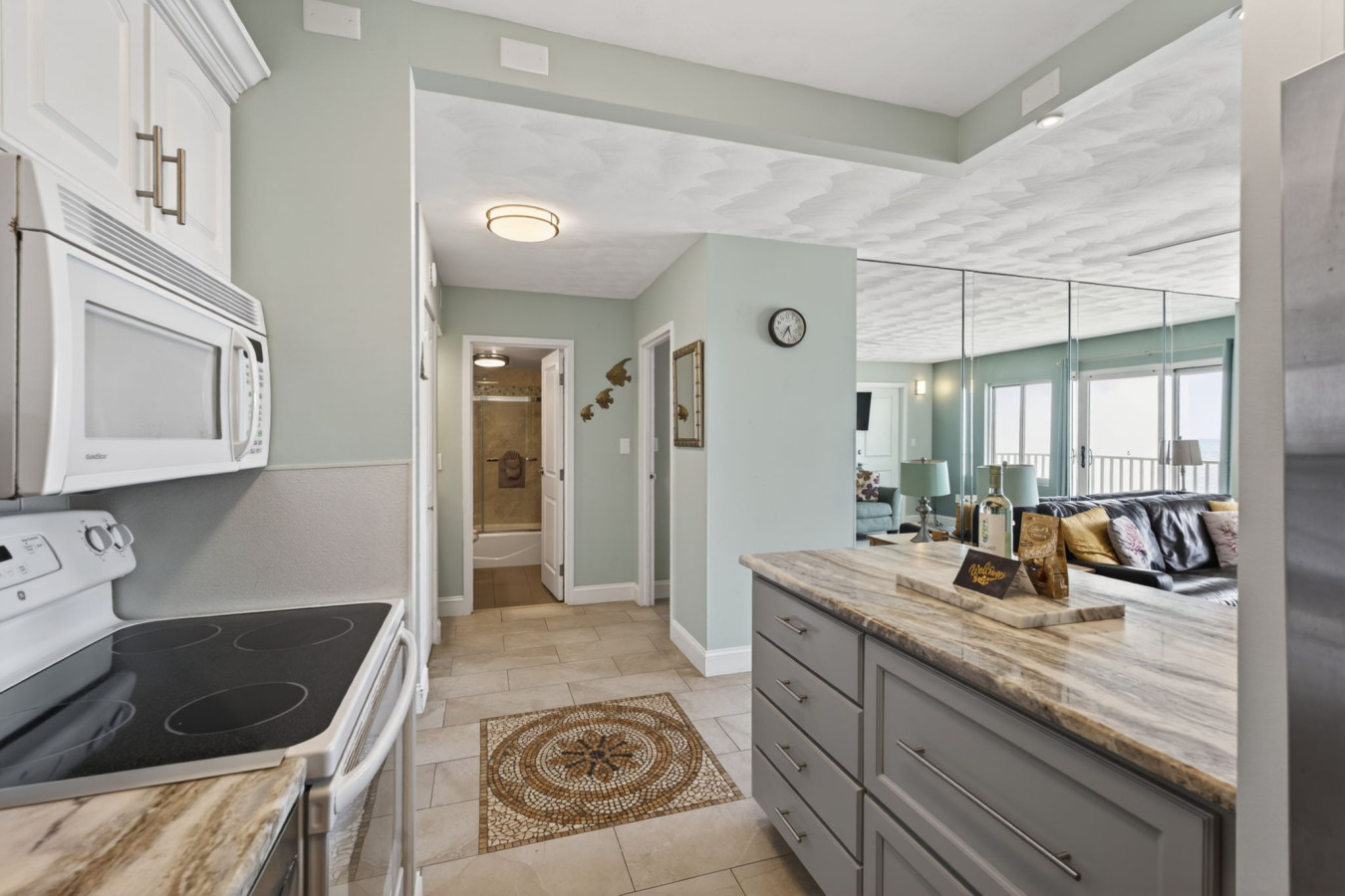 4-web-or-mls-303-atlantic-ave-706.jpg