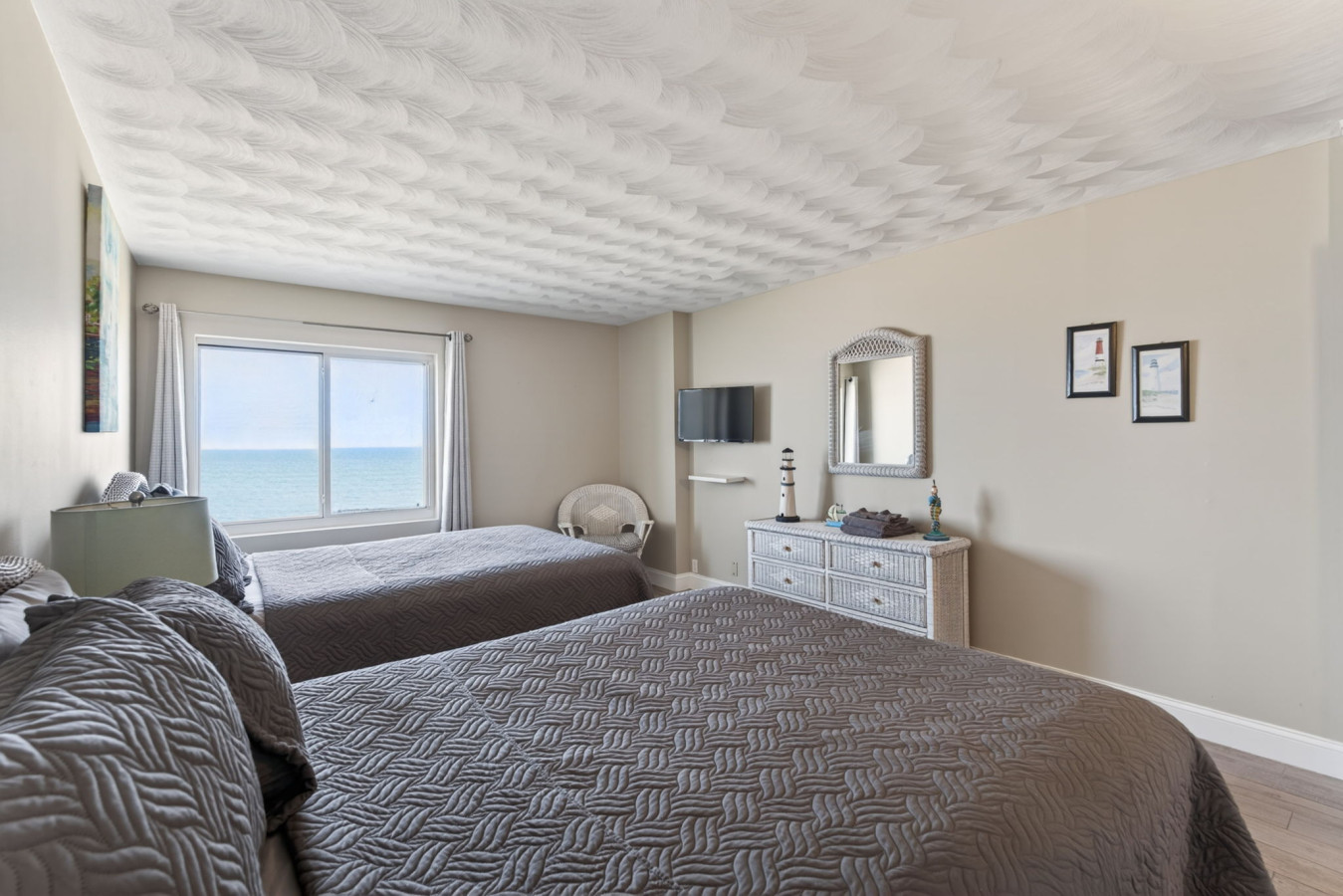 18-web-or-mls-303-atlantic-ave-706.jpeg