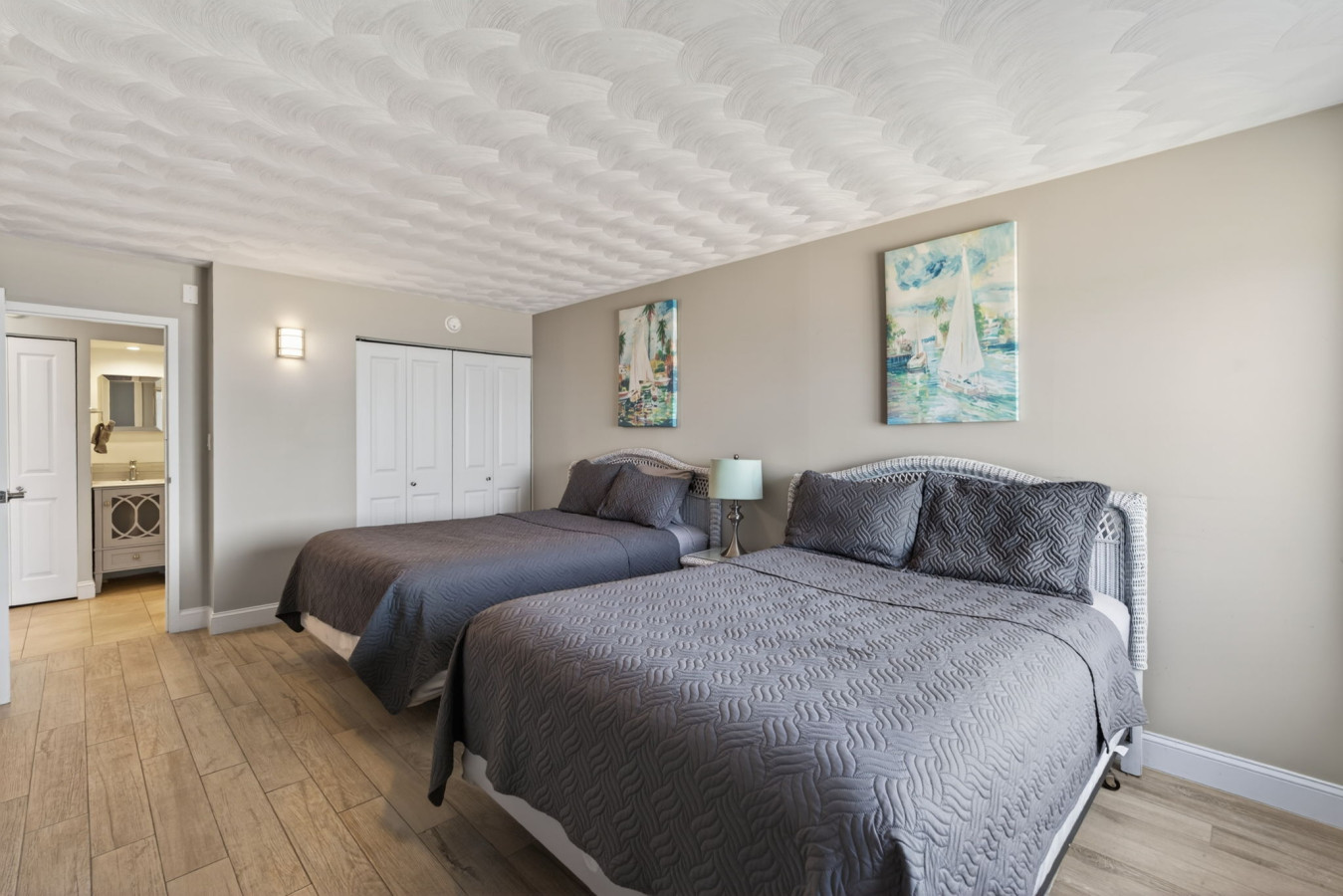 19-web-or-mls-303-atlantic-ave-706.jpg