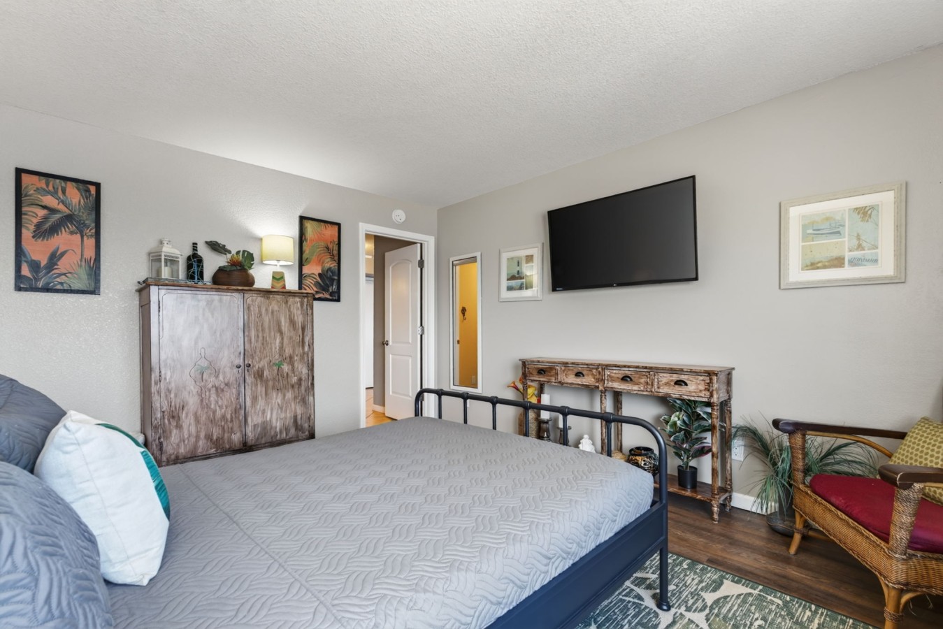 31-web-or-mls-303-atlantic-ave-903.jpg