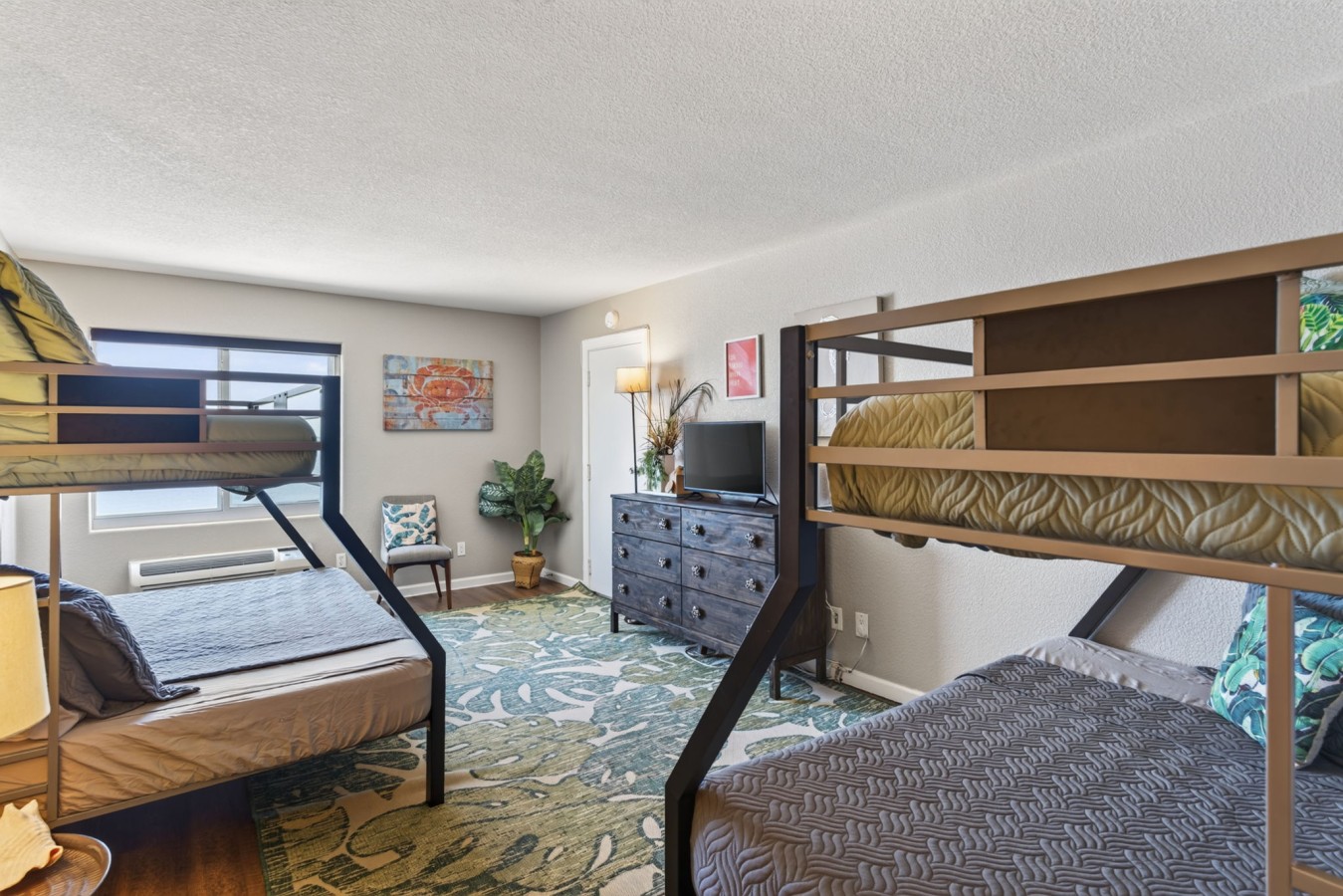 21-web-or-mls-303-atlantic-ave-903.jpg