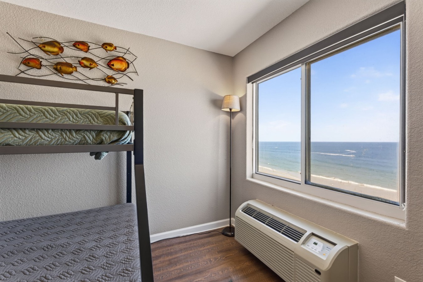 19-web-or-mls-303-atlantic-ave-903.jpg