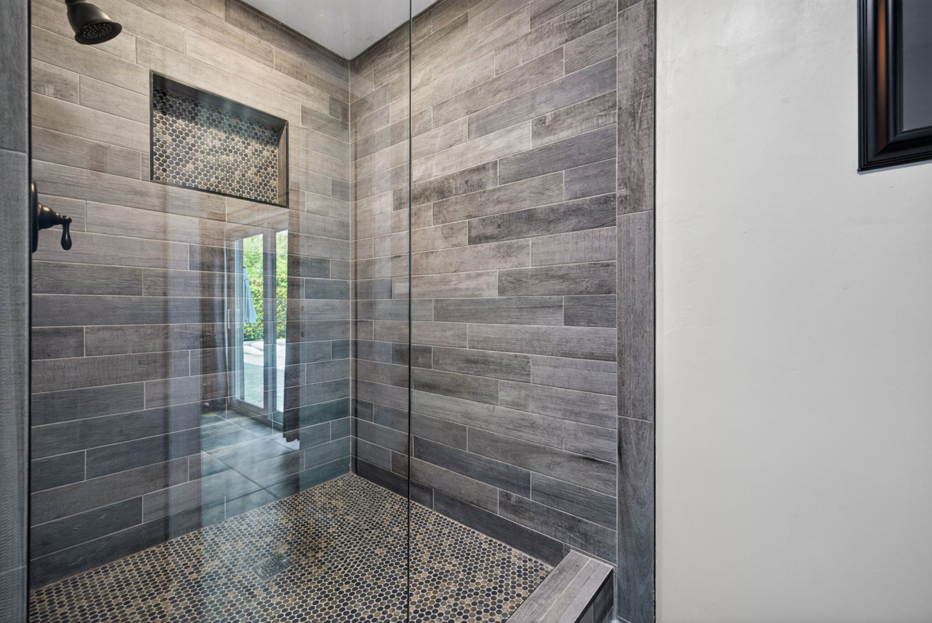 39-Guest Bathroom 3 - 2 of 2.jpg