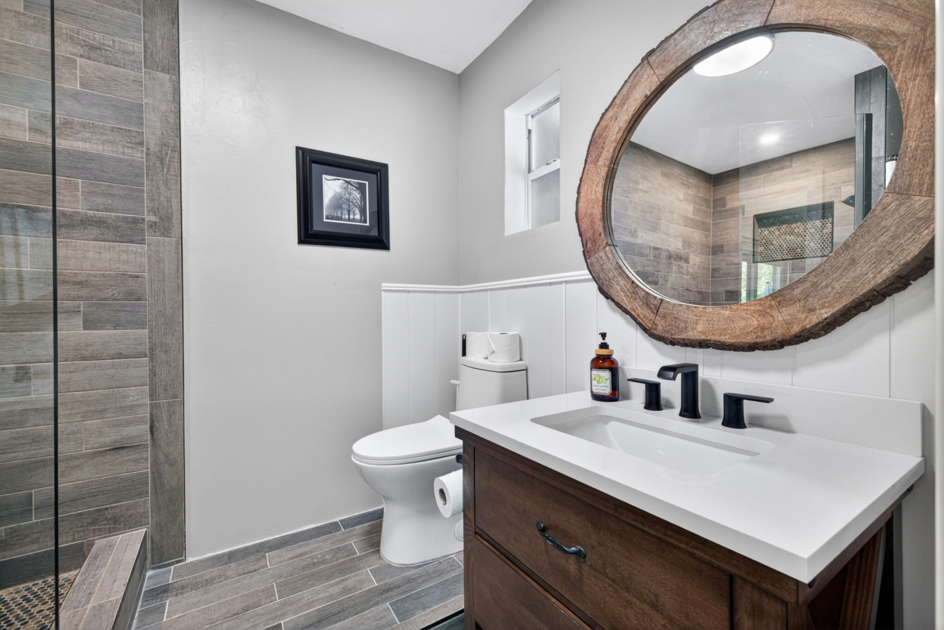 40-Guest Bathroom 3 - 1 of 2.jpg