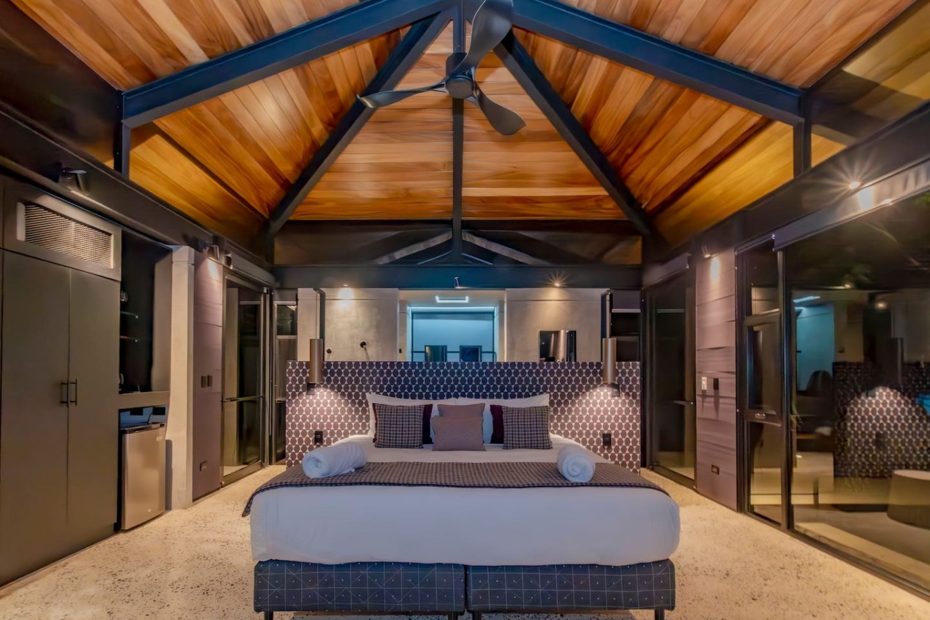 Elevated escape with breathtaking views! Accessed by stairs, this bungalow boasts a king bed, private bath, & kitchenette. Enjoy your private infinity edge pool with light s, and balcony.  Ask us how to book your unforgettable Costa Rica adventure!
