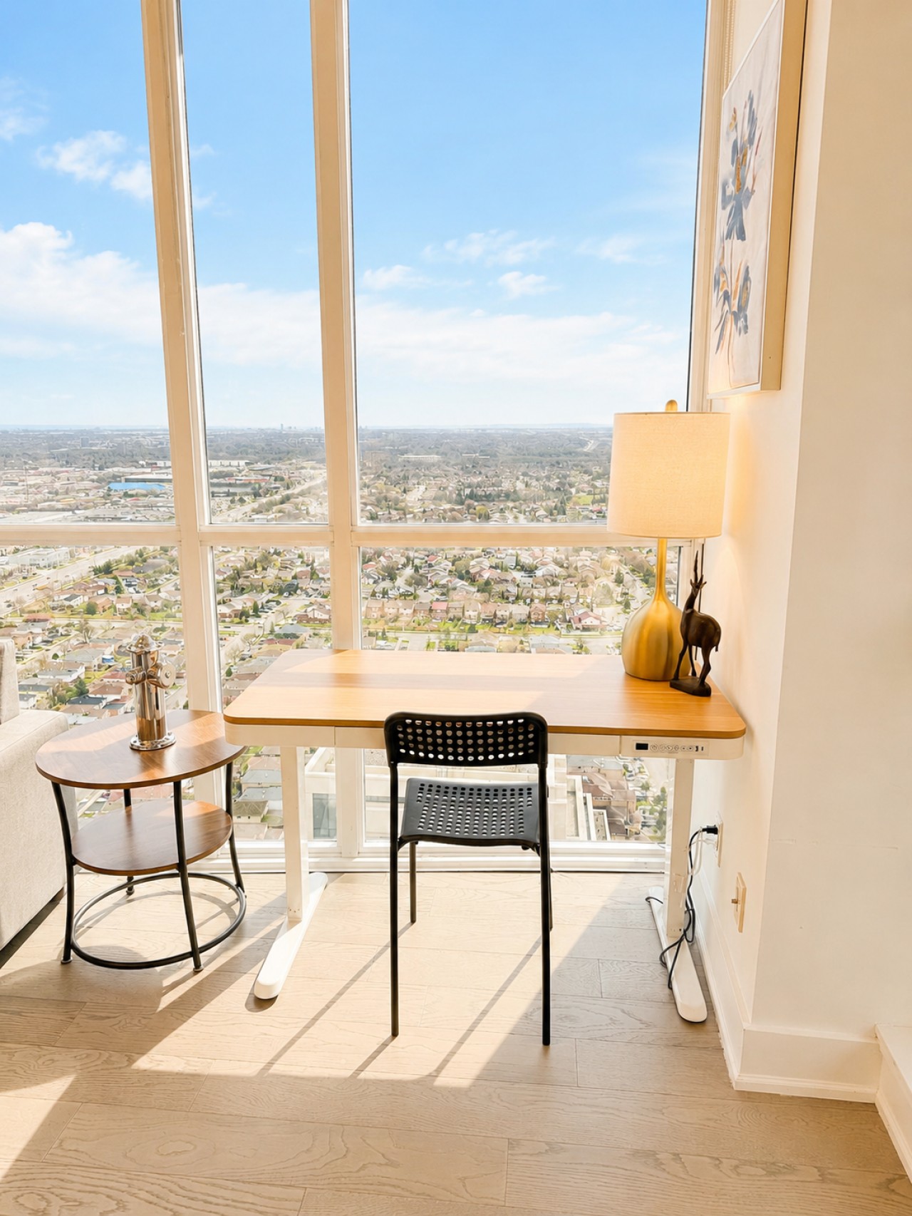 Penthouse 2BR+Den | Skyline Views • SQ1 • Parking — furnished suite photo 30 in Mississauga