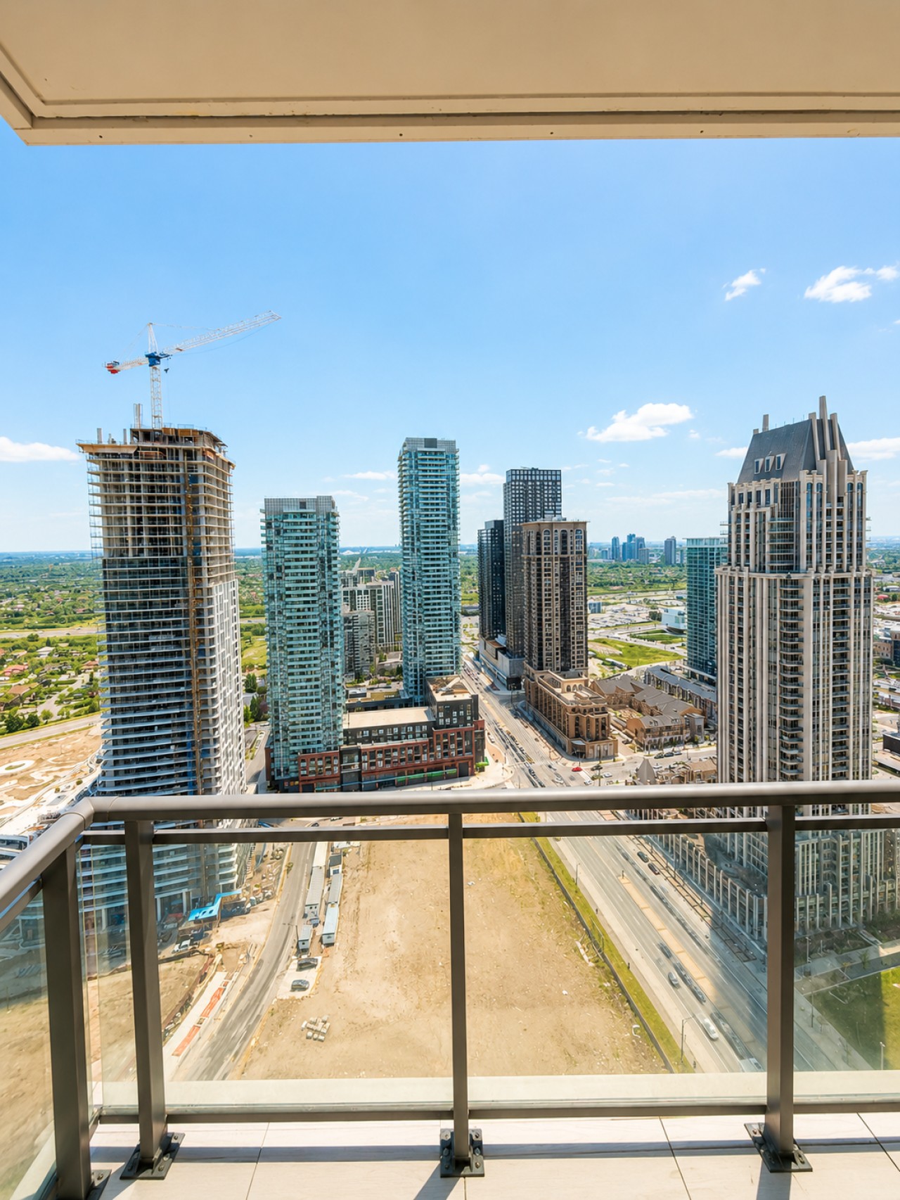 Penthouse 2BR+Den | Skyline Views • SQ1 • Parking — furnished suite photo 27 in Mississauga