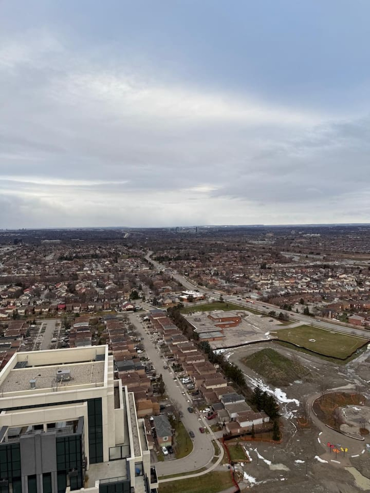 Penthouse 2BR+Den | Skyline Views • SQ1 • Parking photo 11