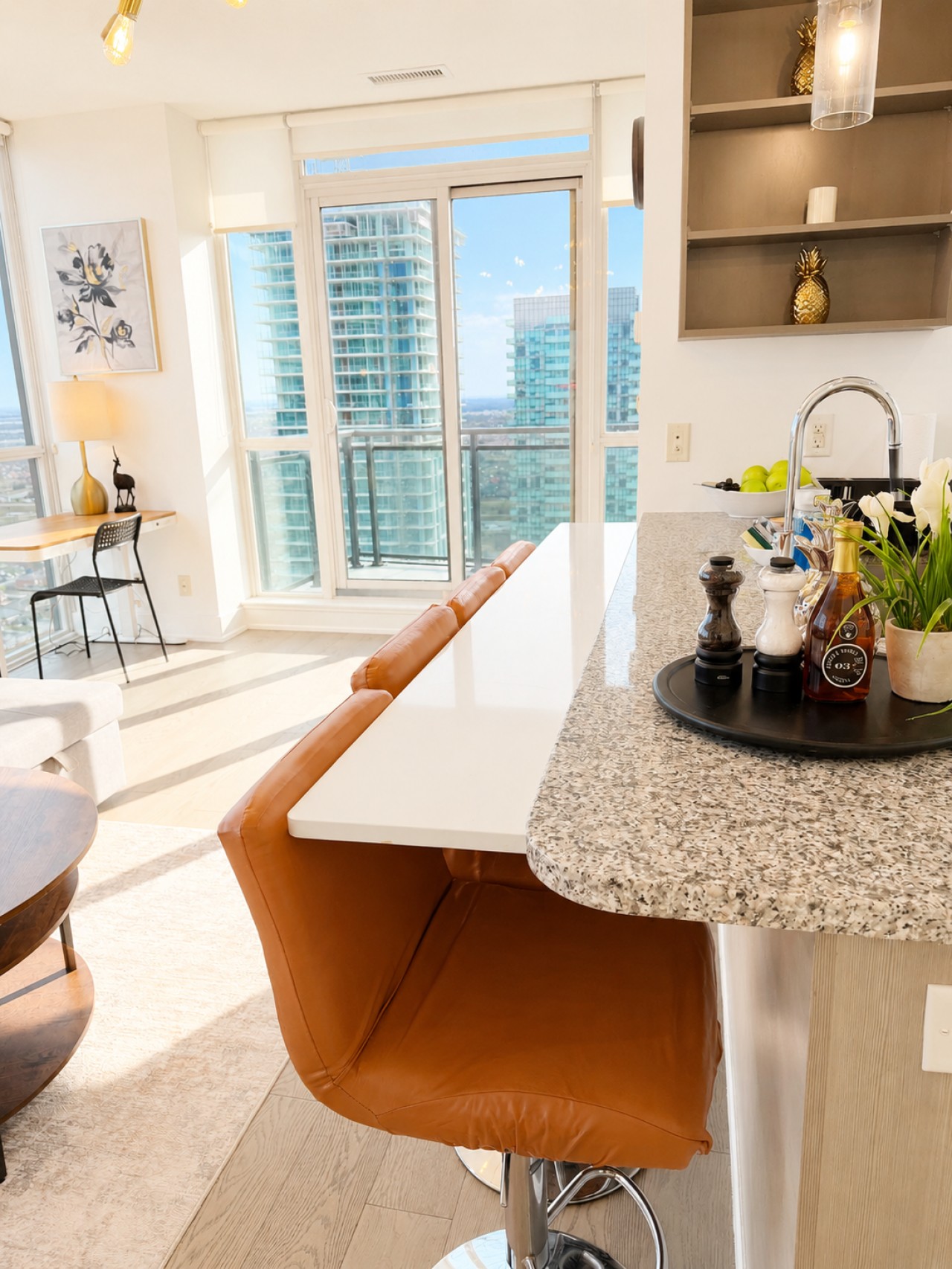 Penthouse 2BR+Den | Skyline Views • SQ1 • Parking — furnished suite photo 31 in Mississauga
