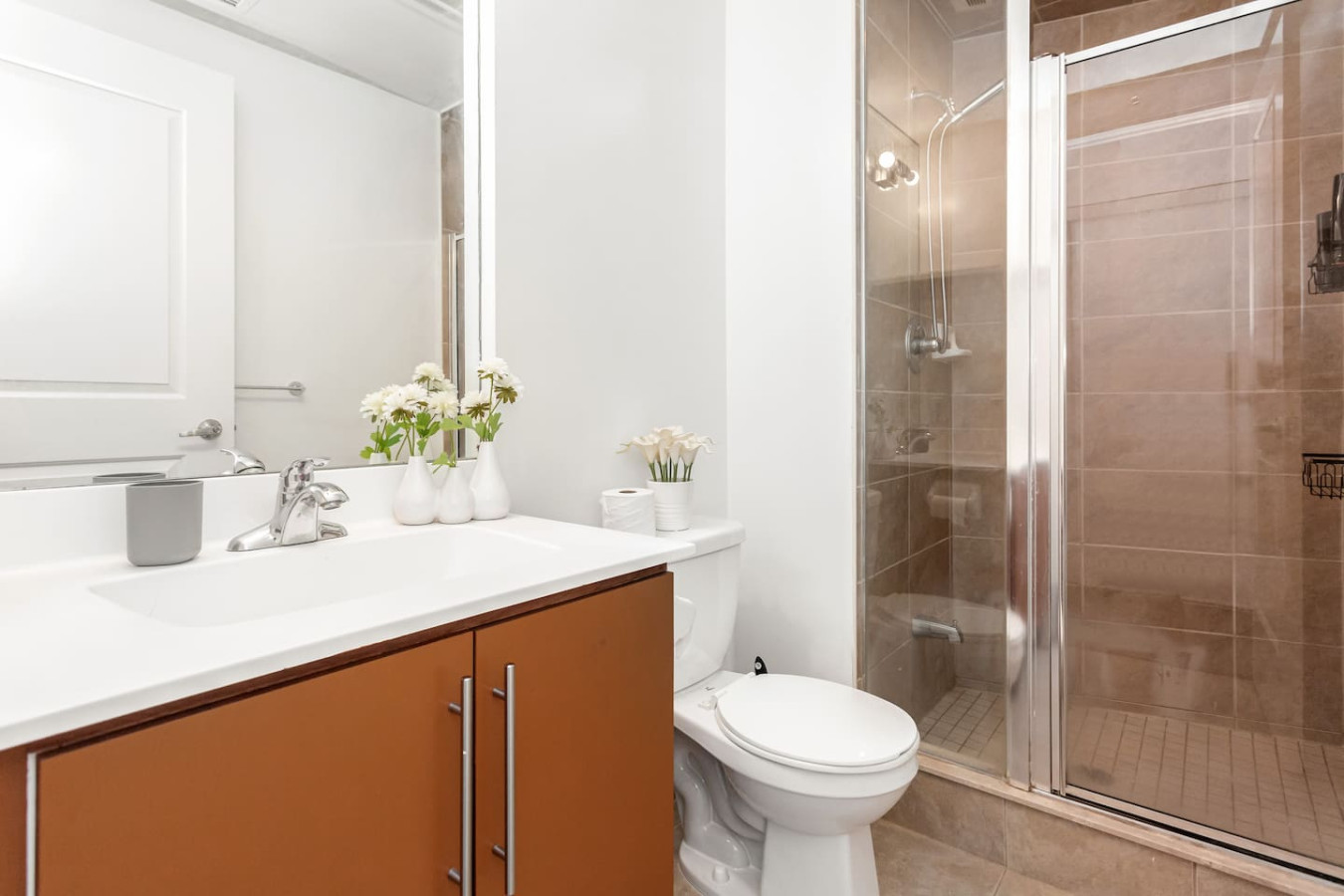 Luxurious 2BR/2BATH Condo- Steps from Square One photo 47
