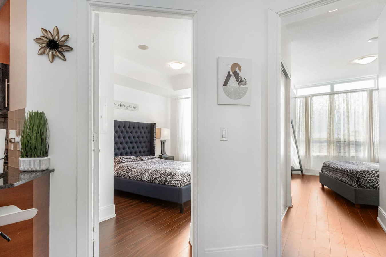 Luxurious 2BR/2BATH Condo- Steps from Square One photo 28