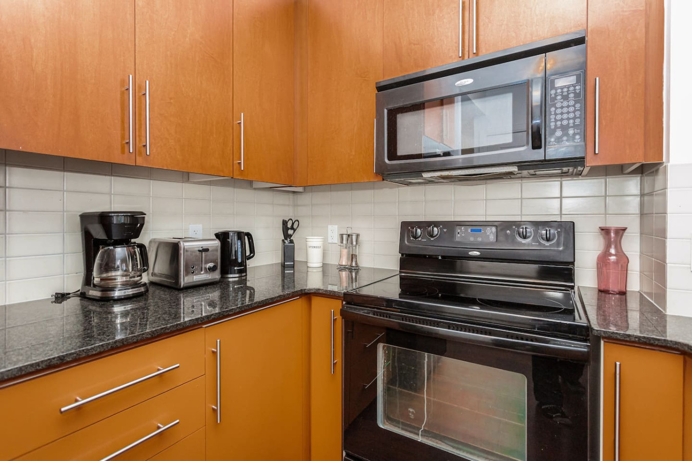 Luxurious 2BR/2BATH Condo- Steps from Square One photo 27