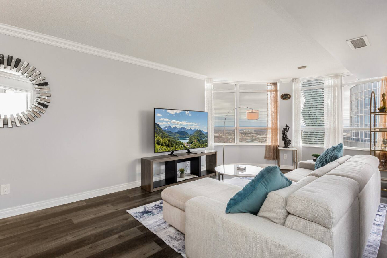 Sky Retreat | 2BR-2BA High Floor | 180° City View photo 42