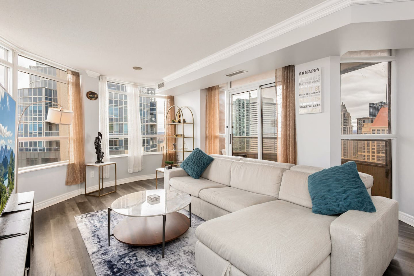 Sky Retreat | 2BR-2BA High Floor | 180° City View photo 32