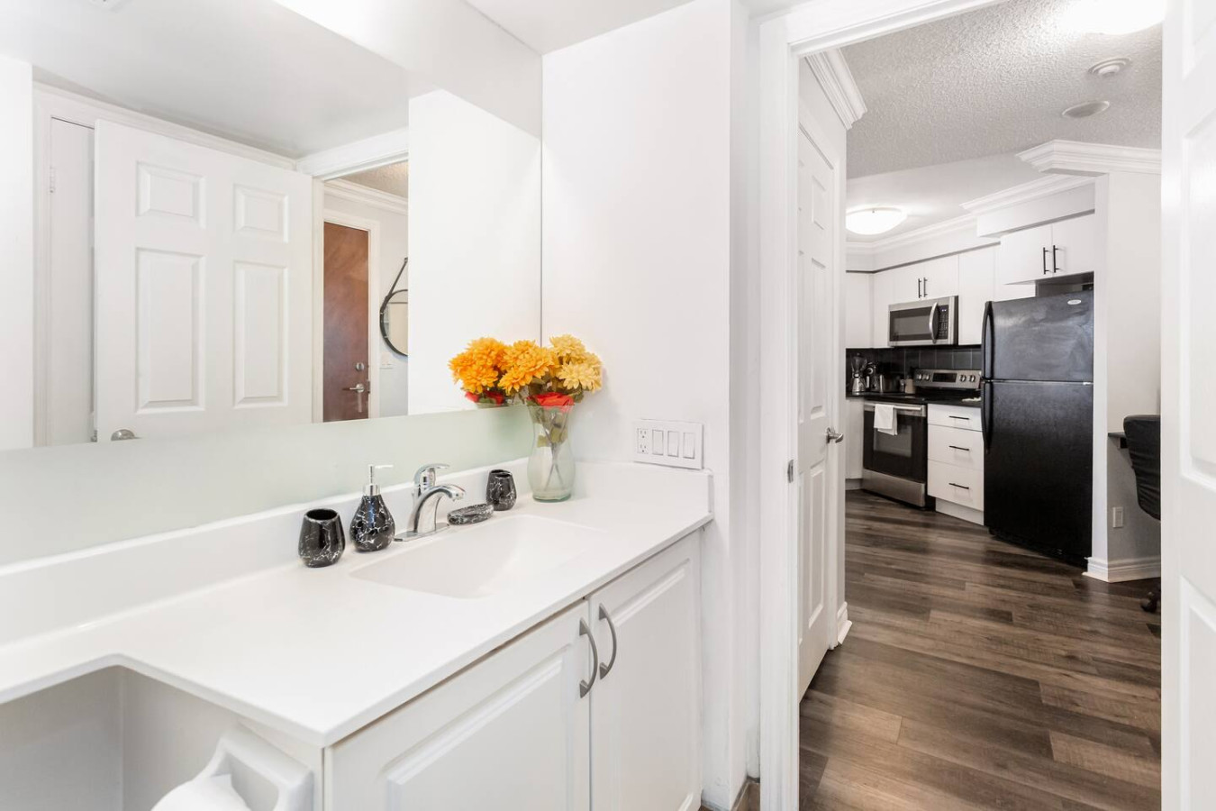 Sky Retreat | 2BR-2BA High Floor | 180° City View photo 48