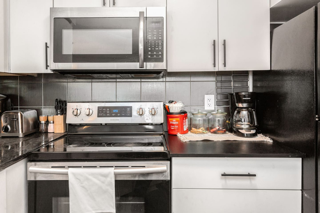 Sky Retreat | 2BR-2BA High Floor | 180° City View photo 36