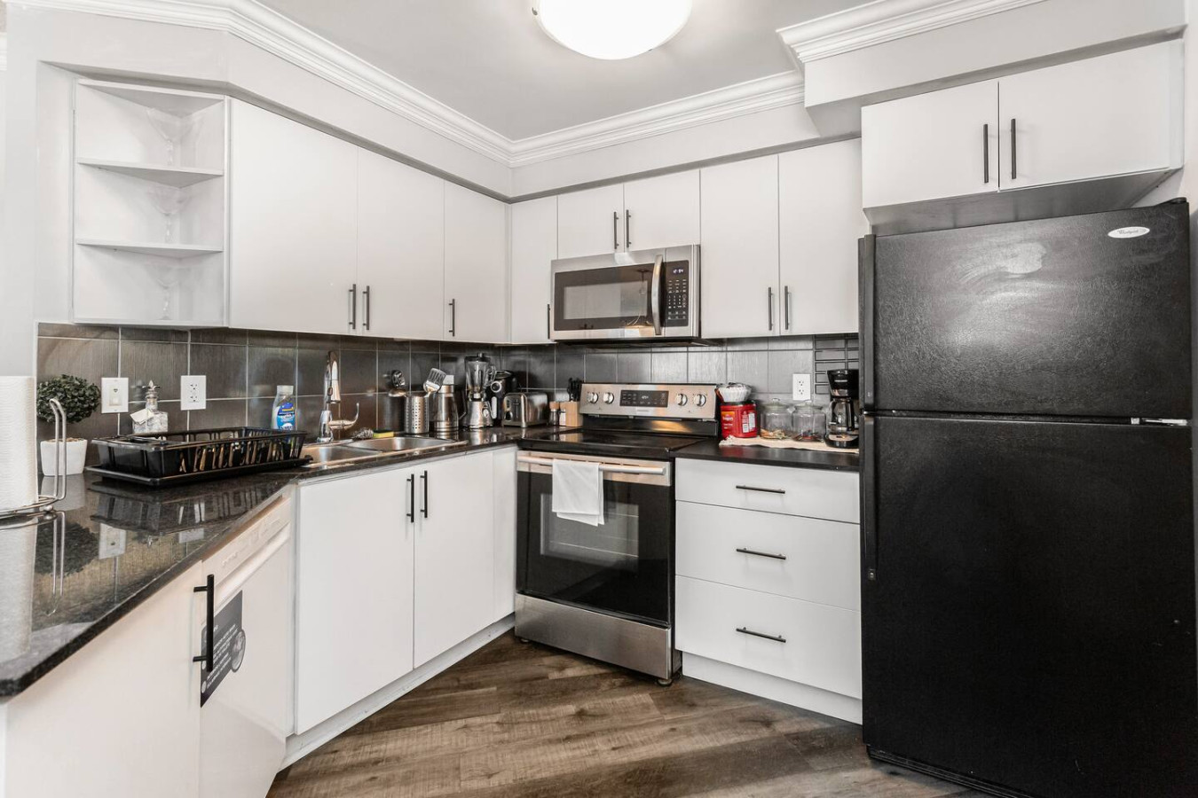 Sky Retreat | 2BR-2BA High Floor | 180° City View photo 35
