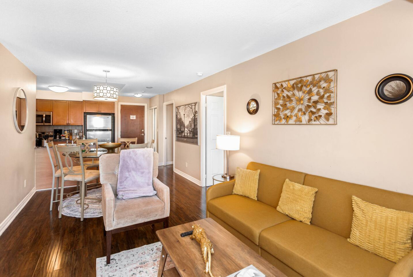 Premier SkySuite 3BR | Horizon Views + Parking photo 22