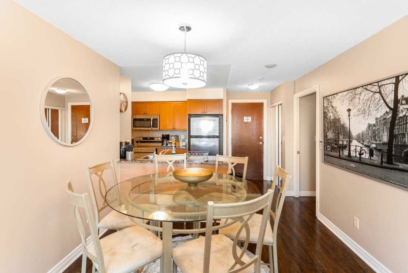 Premier SkySuite 3BR | Horizon Views + Parking photo 21