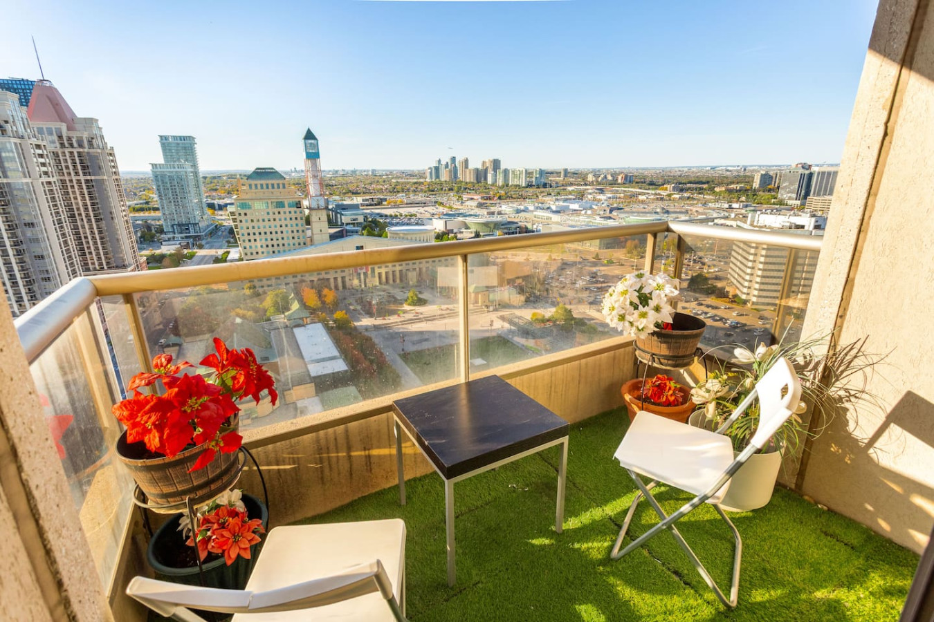 Premier SkySuite 3BR | Horizon Views + Parking photo 10