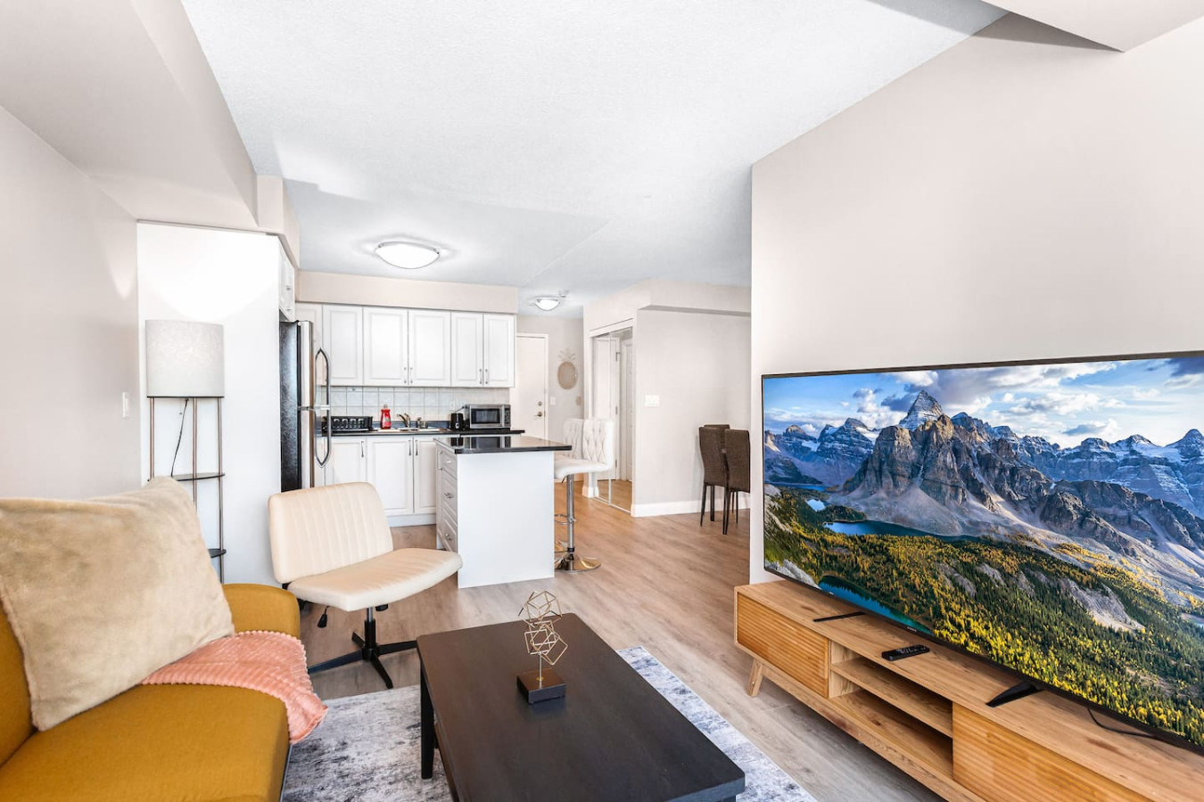 SkyView 2+1 Condo|Stunning Views|Steps to SQ1 Mall photo 45