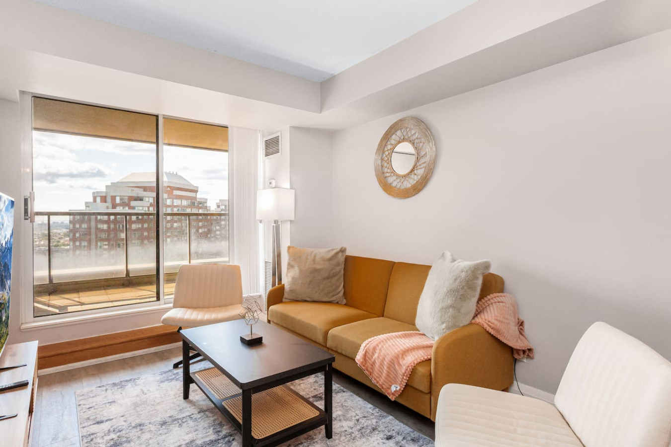 SkyView 2+1 Condo|Stunning Views|Steps to SQ1 Mall photo 42