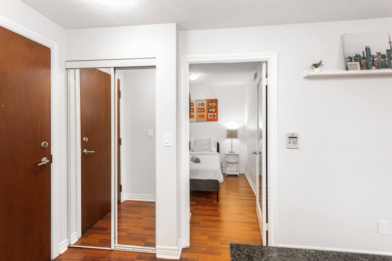 Skyline 3BR Condo | Steps to SQ 1 + Free Parking photo 19