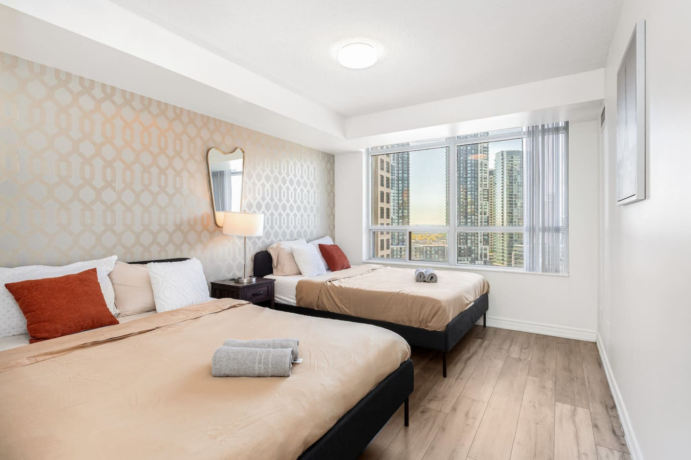 Skyline 3BR Condo | Steps to SQ 1 + Free Parking photo 3