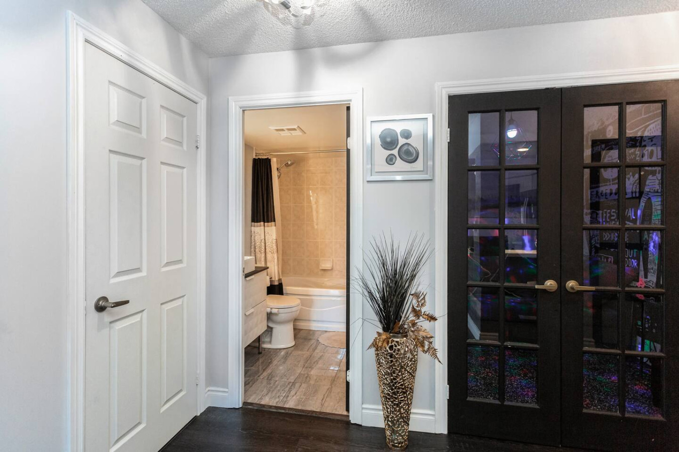 Luxury 2BR+Den | Steps from SQ1 | Panoramic Views! photo 48