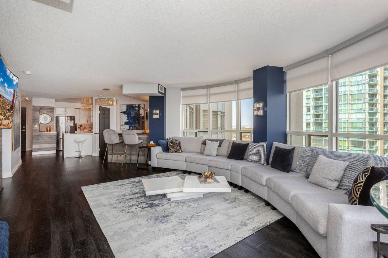 Luxury 2BR+Den | Steps from SQ1 | Panoramic Views! photo 5