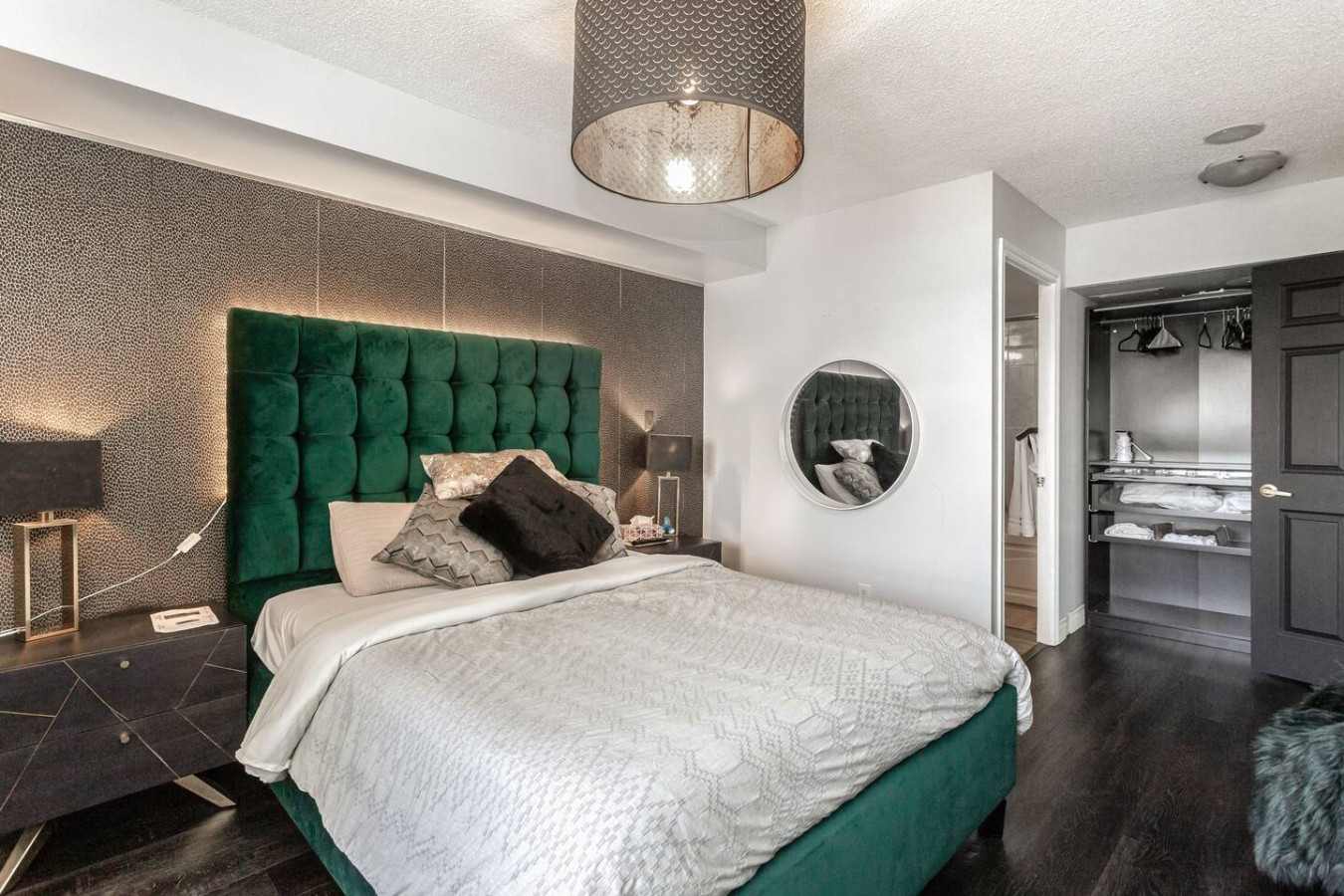 Luxury 2BR+Den | Steps from SQ1 | Panoramic Views! photo 58