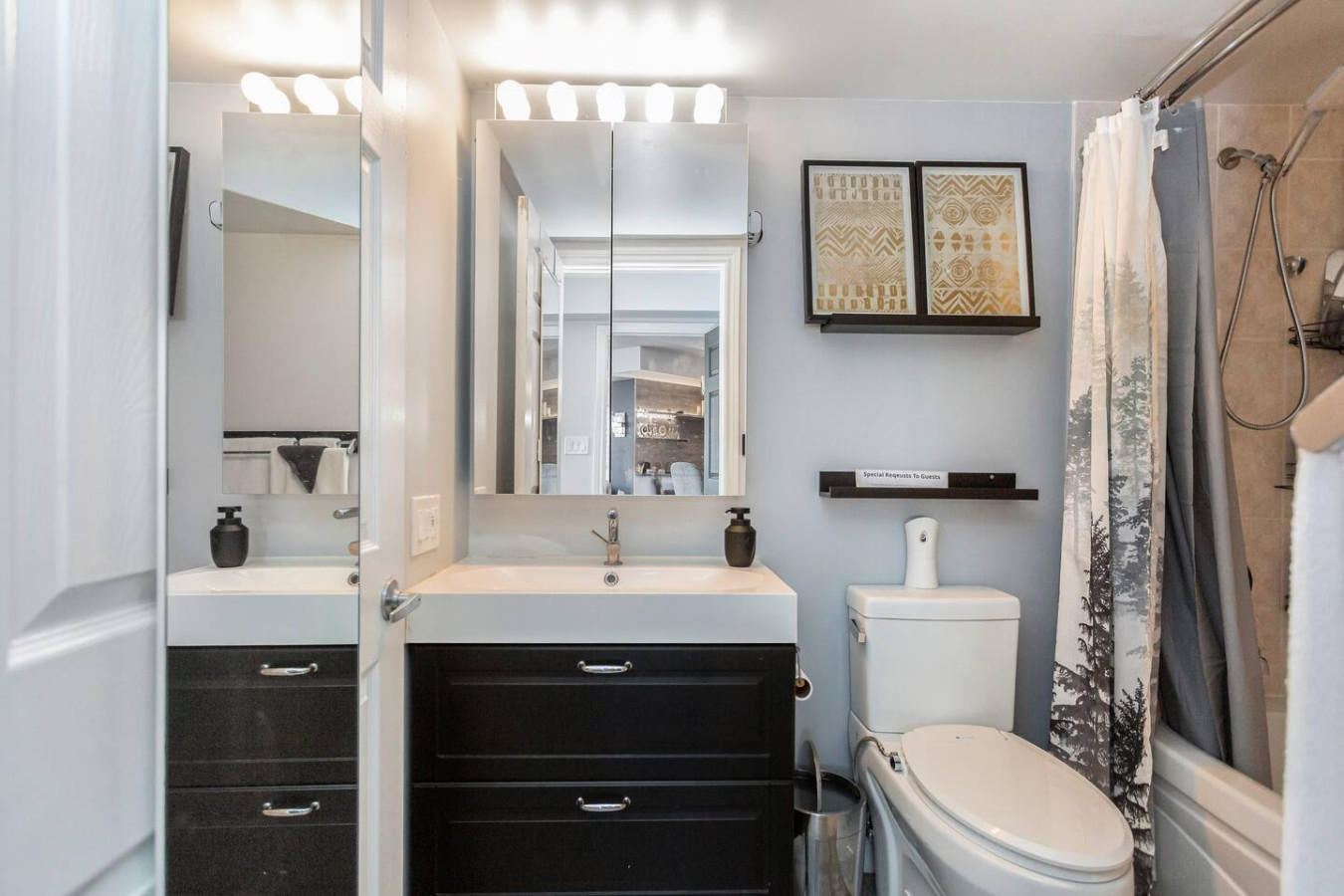 Luxury 2BR+Den | Steps from SQ1 | Panoramic Views! photo 59