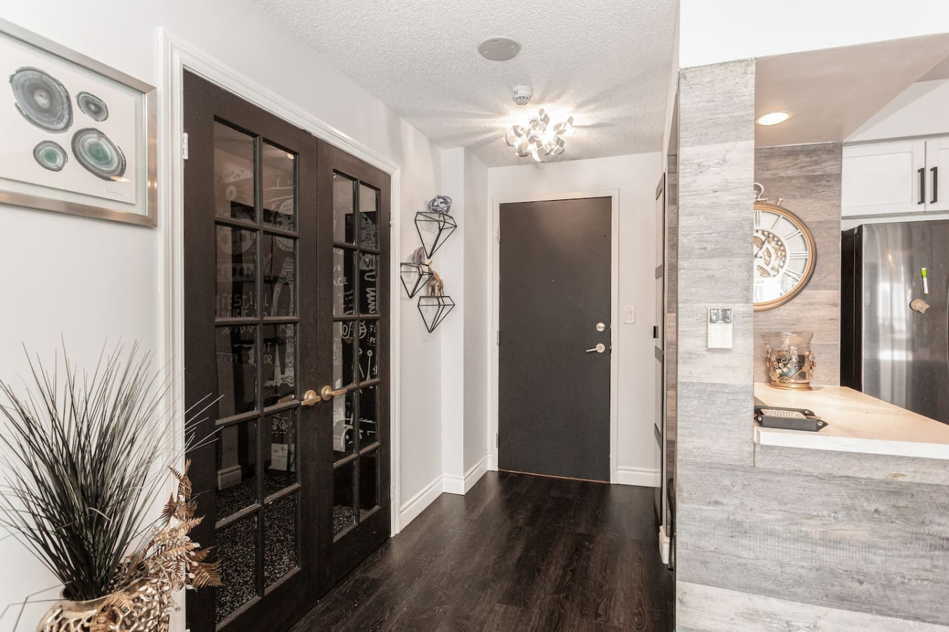 Luxury 2BR+Den | Steps from SQ1 | Panoramic Views! photo 14