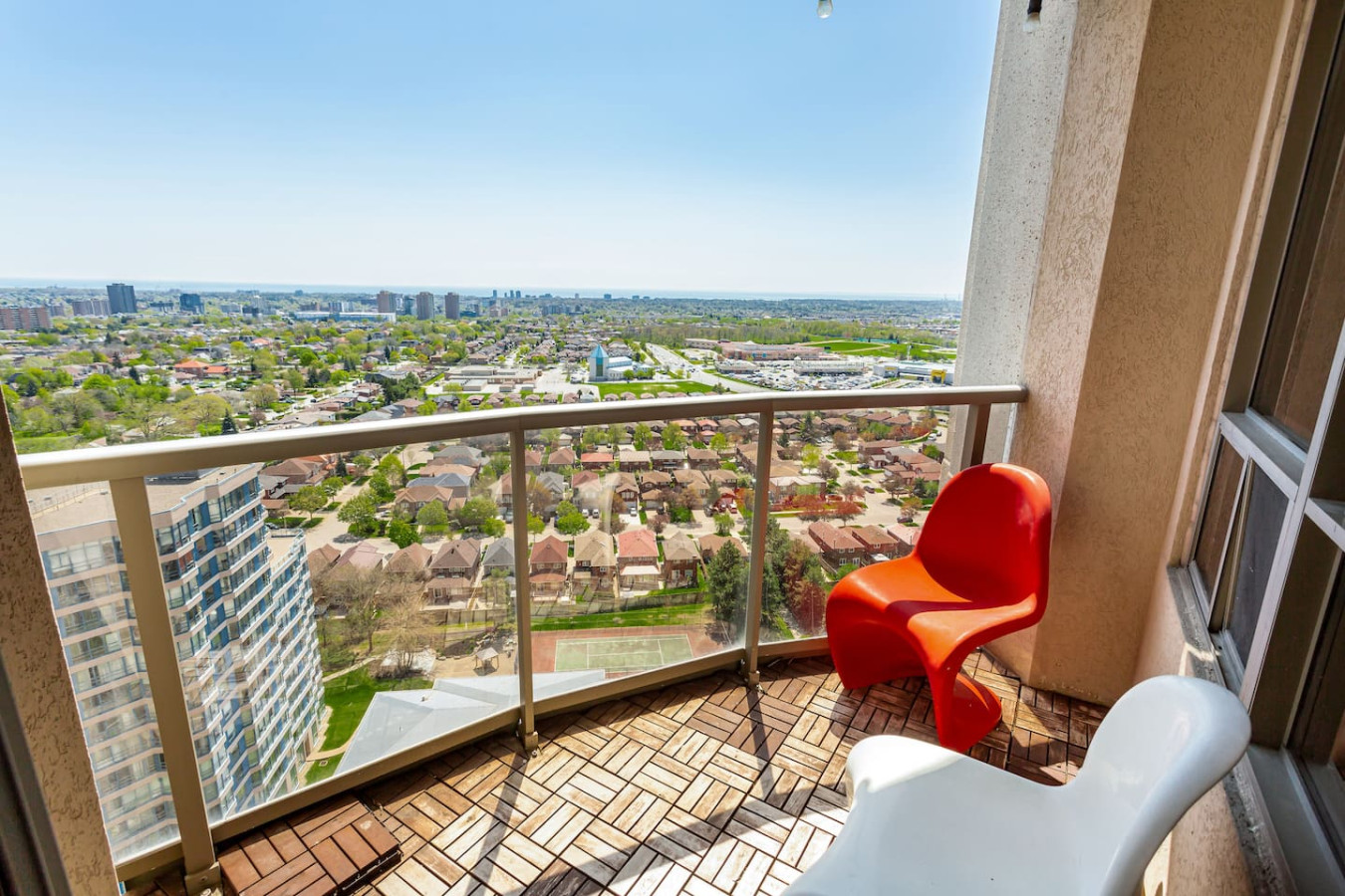 Luxury 2BR+Den | Steps from SQ1 | Panoramic Views! photo 6